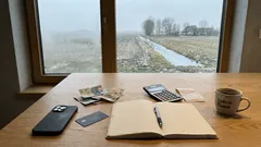 Dopłaty 2025 z ARiMR: przelewy ruszyły szybciej, ale do pełnej puli wciąż brakuje — terminy i priorytety